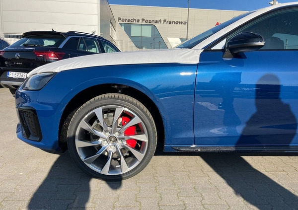 Audi A4 cena 216000 przebieg: 15, rok produkcji 2024 z Gdańsk małe 172